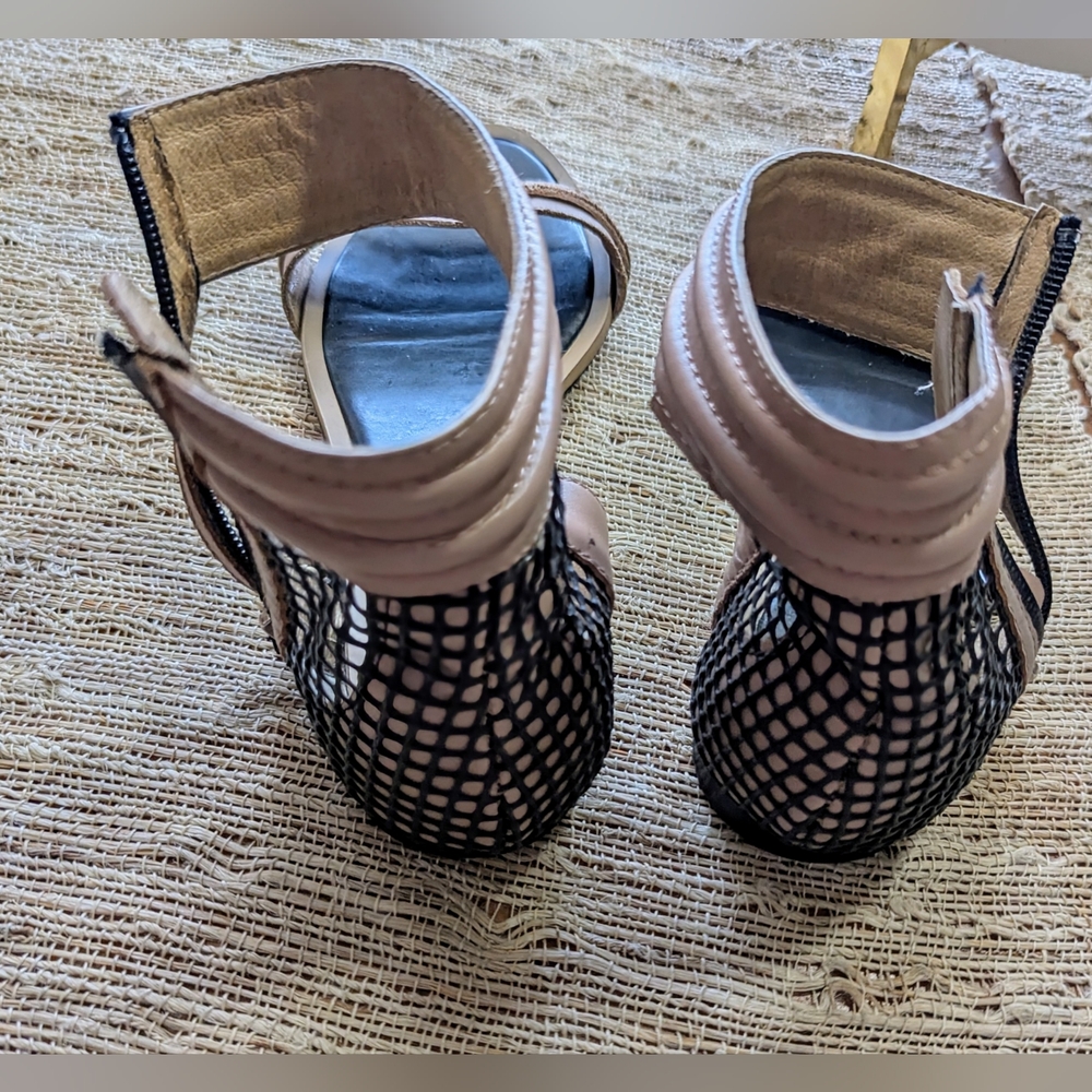 L.A.M.B. Fish Net Shoes - Picture 4 of 6